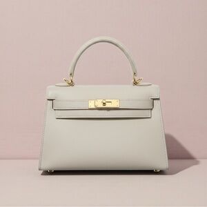 Elegant Cream Handbag / with Long strap